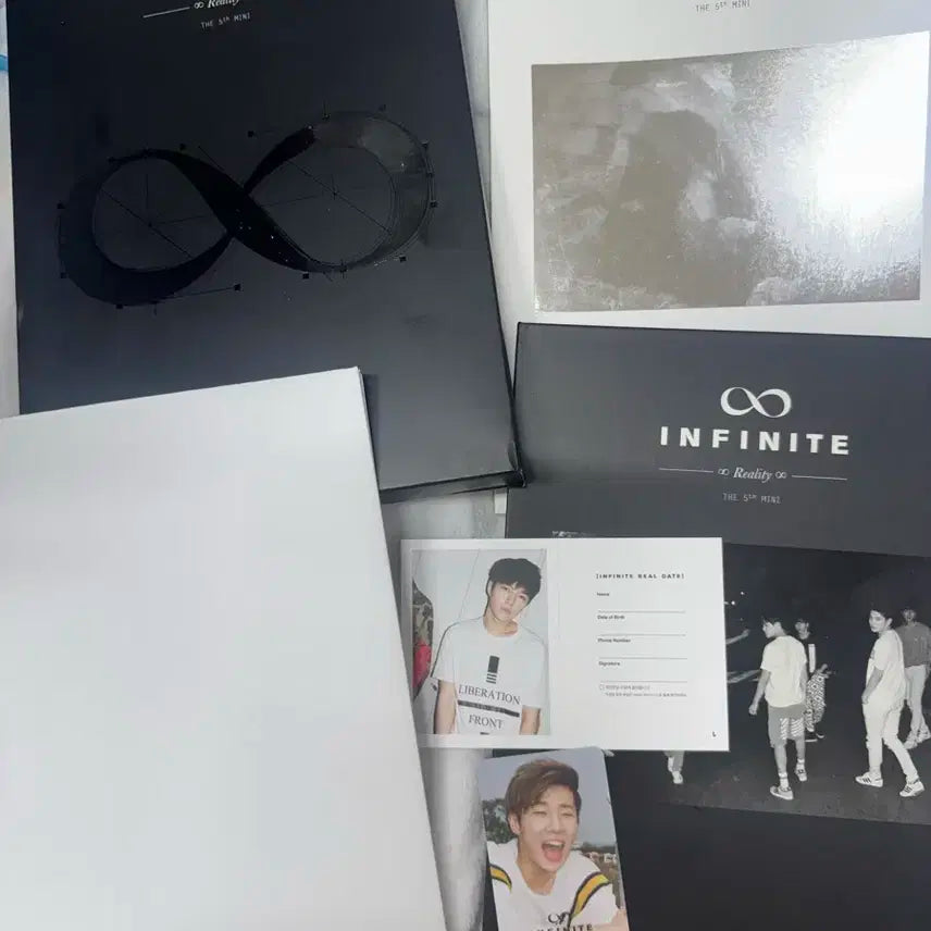 인피니트 한정판 미니앨범 5집 포카 포스터 포함