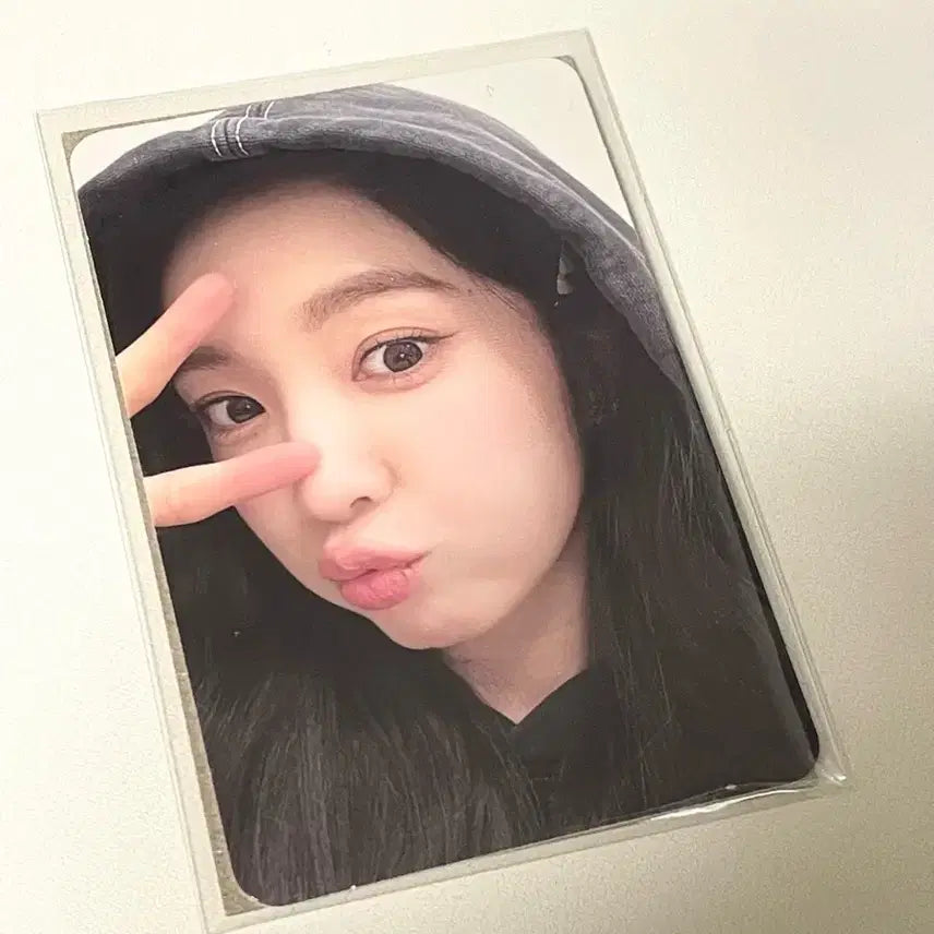 레드벨벳 아이린 like a flower 라커플 후드 포카 양도 급처