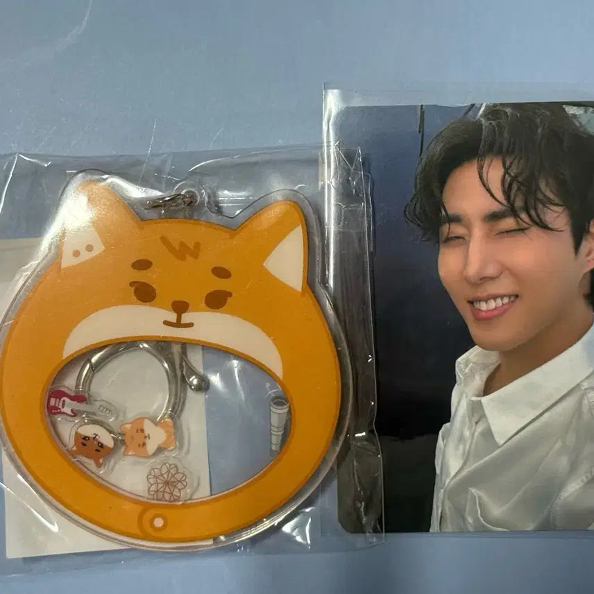 데이식스 쁘띠멀즈 쉐이커 키링 케 + 4만원 포카 영케이 일괄양도