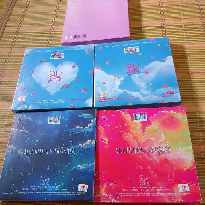 QWER 1st 디스코드& 마니또 &알고리즘 블라썸 미개봉앨범