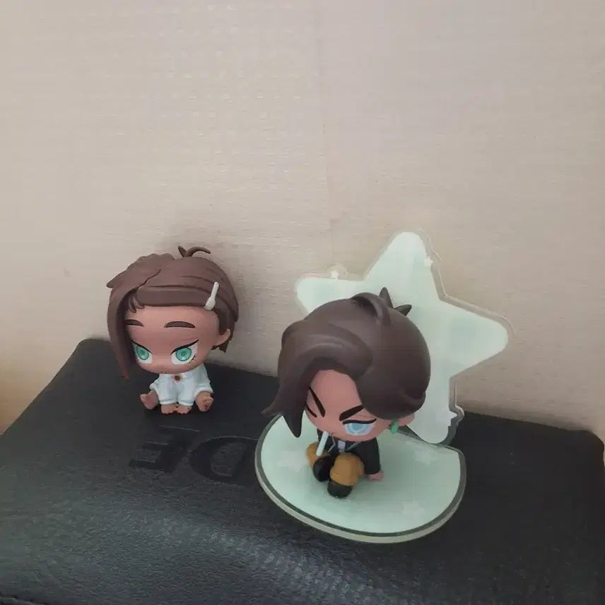 에이스테 현아 피규어 세트로 싸게 팝니다!