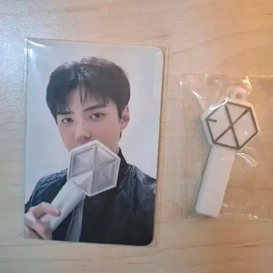 EXO 세훈 포토카드 + 응원봉 키링