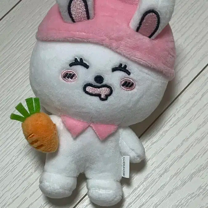 스테이씨 withc 수민 인형 뚜꾸미 양도 판매