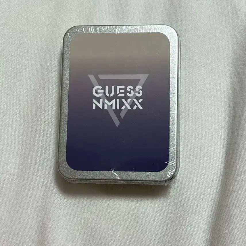 엔믹스 게스 GUESS 틴케이스 포함 미개봉