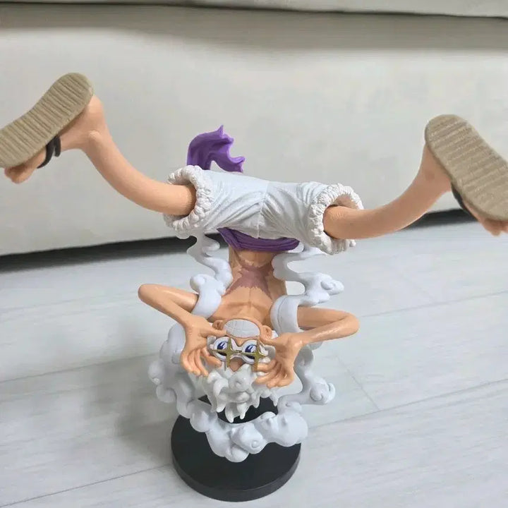 니카 피규어