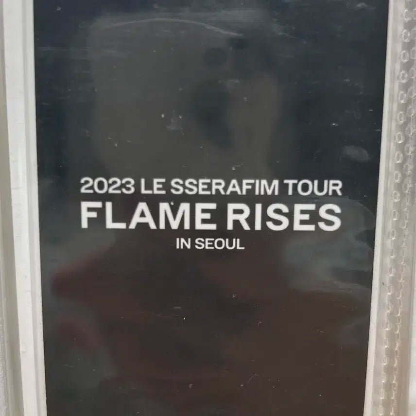 홍은채 FLAME RISES 투어 피어나존 포카(르세라핌)