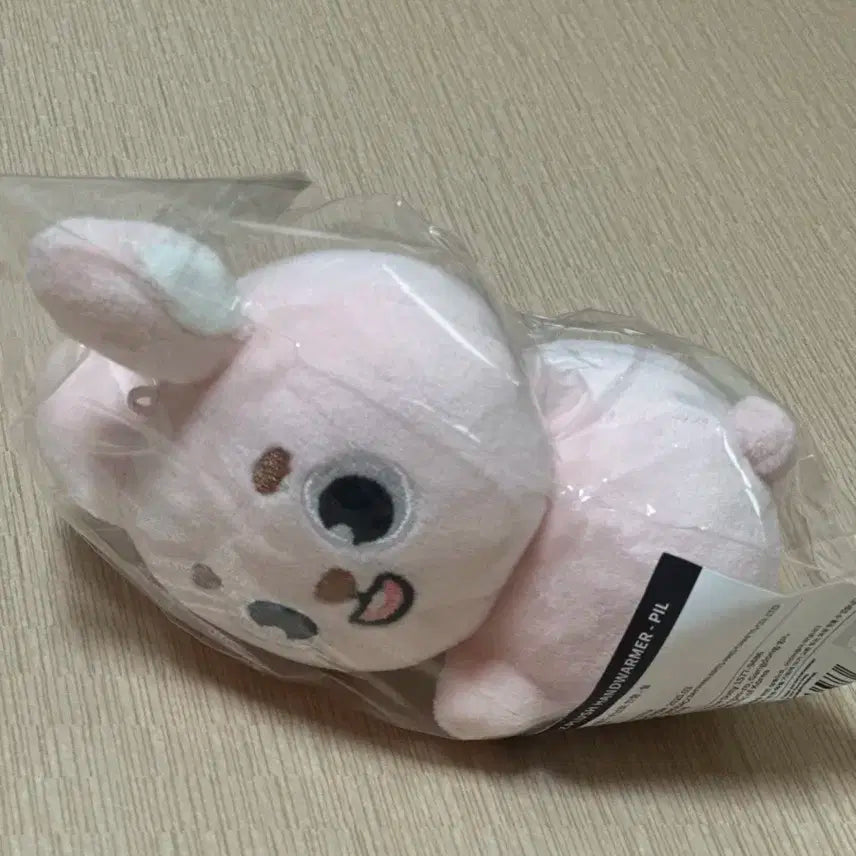 데이식스 데니멀즈 손난로 필