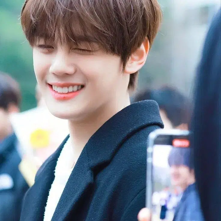 최저가,폭덤)))제로베이스원 제베원 김규빈 포카 양도판매