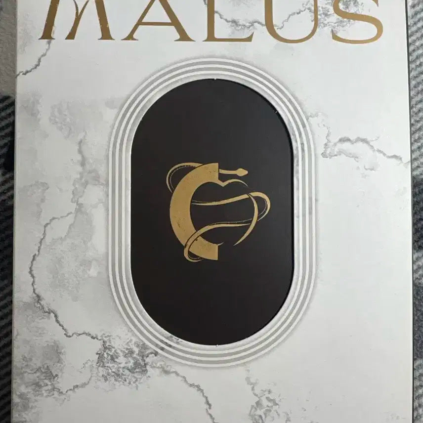 oneus アルバム サイン入り OneUS - 10th Mini Album: La Dolce Vita [Signed] – Kawaii Gifts