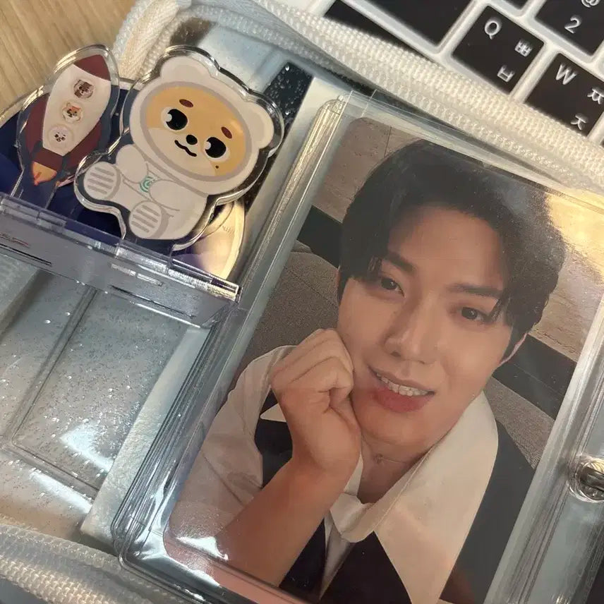 데이식스 데니멀즈 아크릴 스탠드 밤 도운 돈 양도