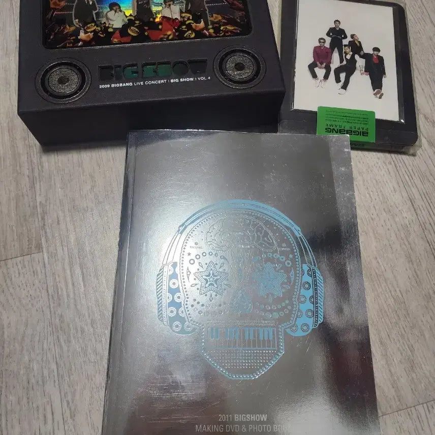 빅뱅 DVD 2009 빅쇼+2011 메이킹 필름 +페이퍼프레임