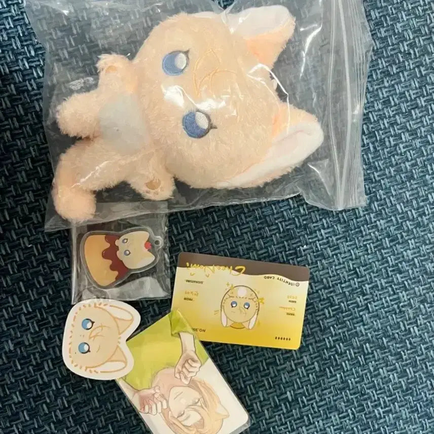 플레이브 노아 치노미 인형