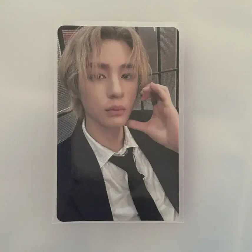 보이넥스트도어 이한 19.99 위버스 럭드