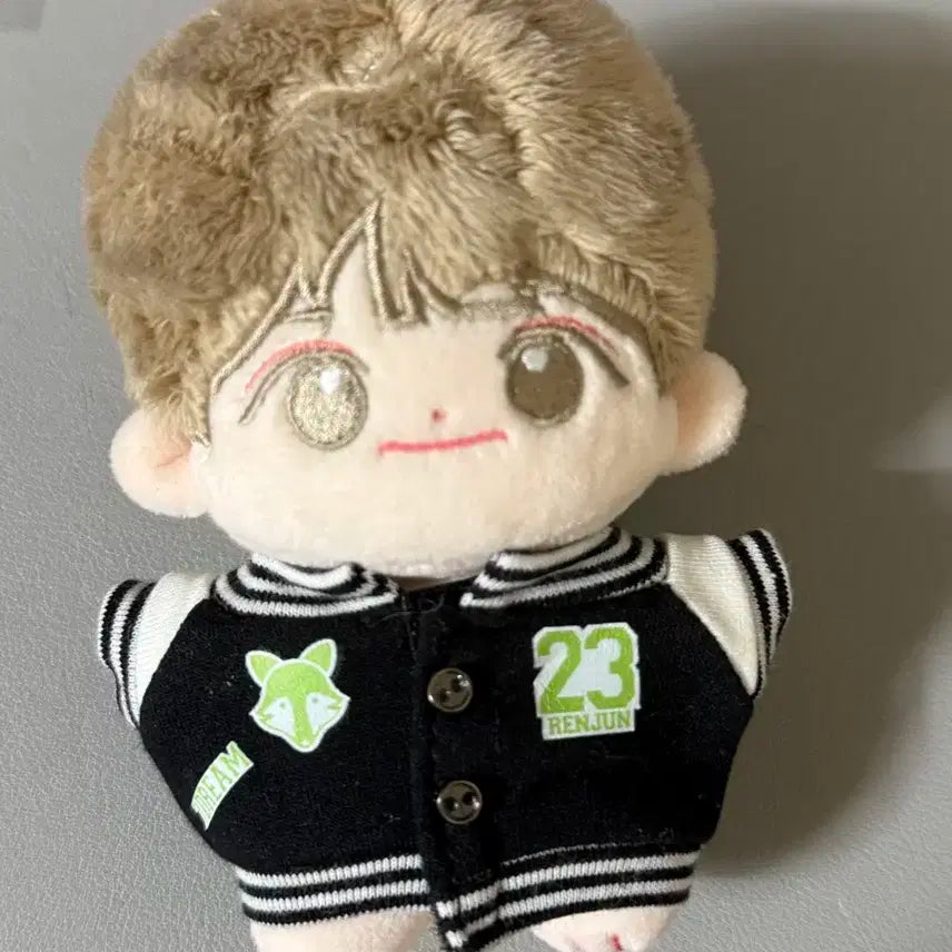 엔시티드림 런쥔 인형 양도합니다