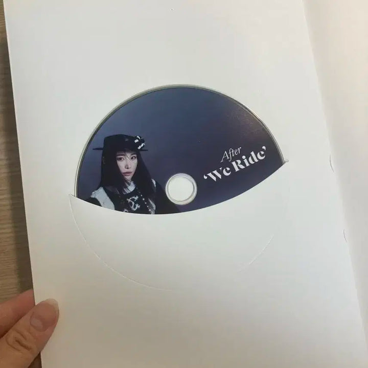 브레이브걸스 After 'we ride' 미판 친필싸인 앨범
