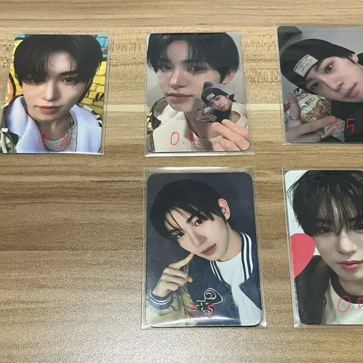 킥플립 1집 포카