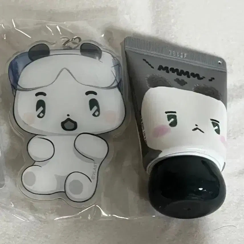 플레이브 메디힐 더현대 하민 먀미 키링 핸드크림