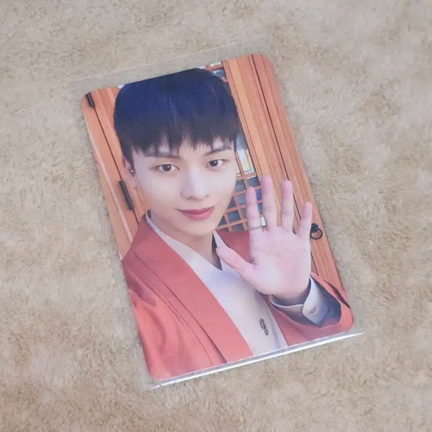 비투비 2022시그 육성재 포카