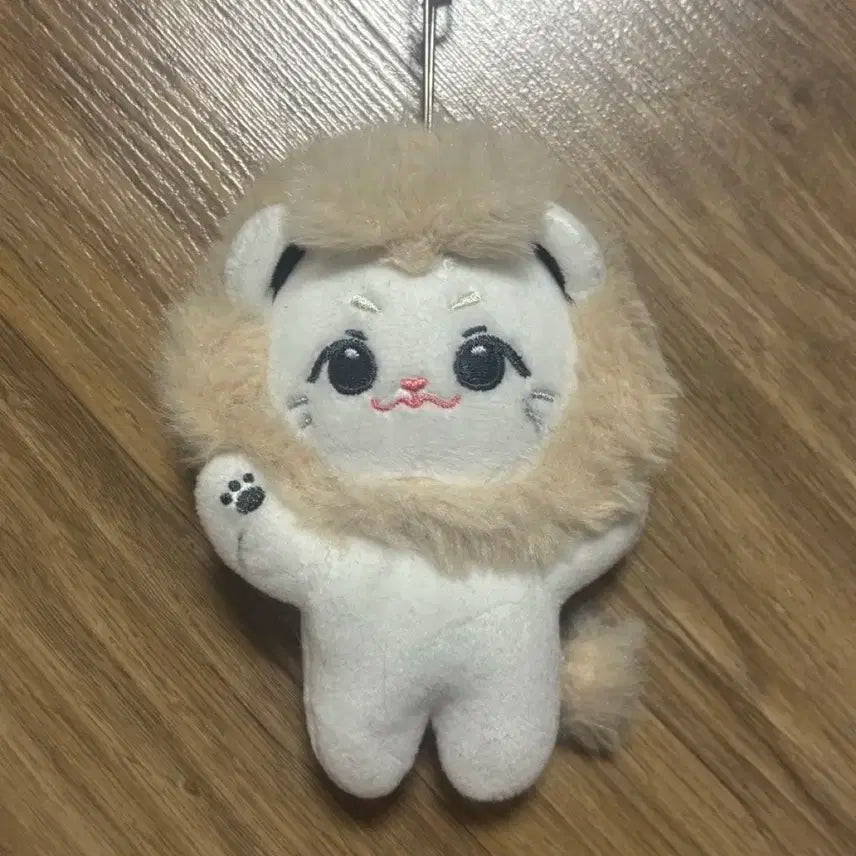 Nct 유타 인형 윹라이언