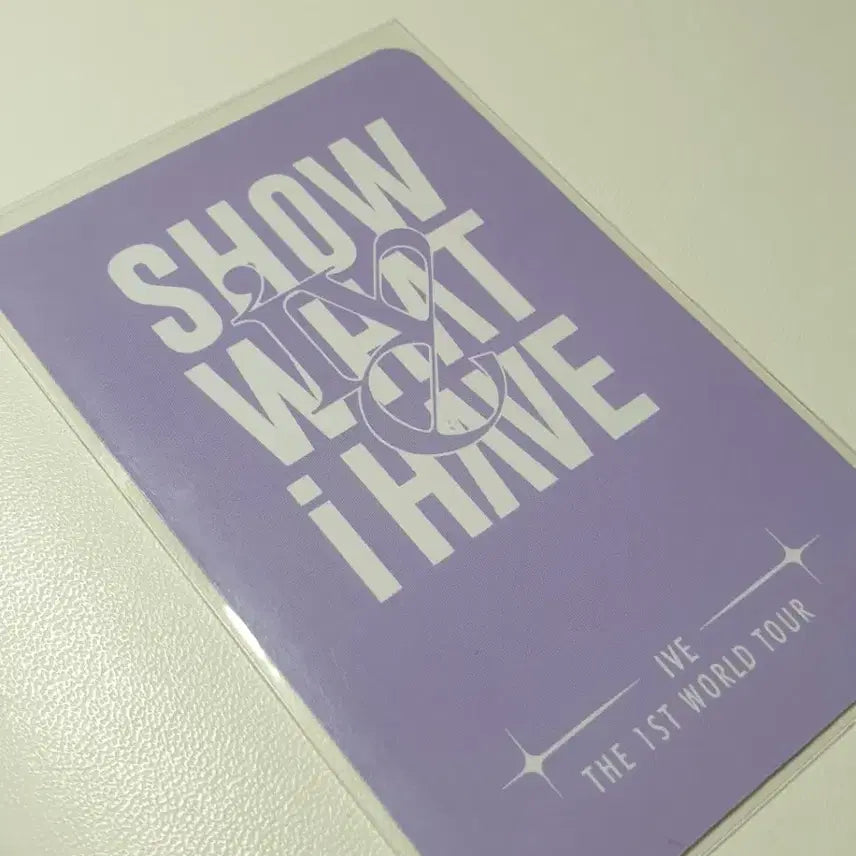 IVE The 1st World Tour (하자 약간있음)