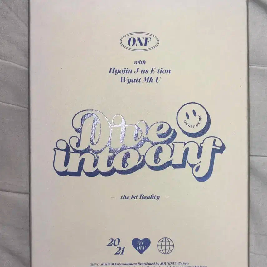 2021 다이브인투 온앤오프 포토북, DVD