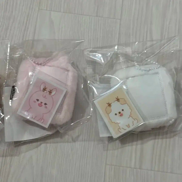 데니멀즈 증사홀더 키링 데이식스 방케필돈