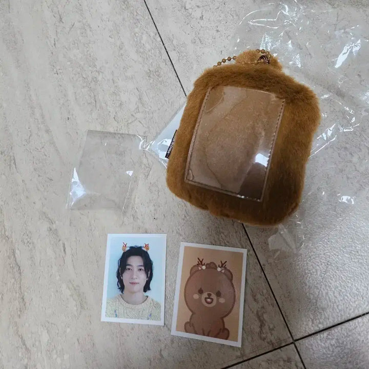 데이식스 클콘MD 아이디홀더 방