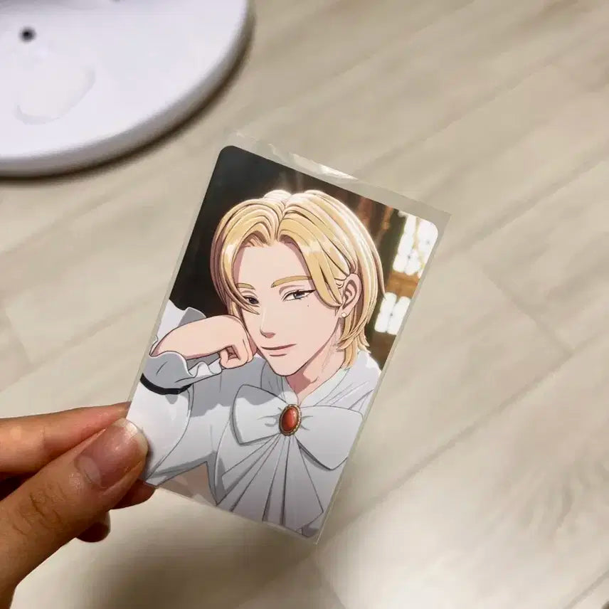 플레이브 노아 멤버십 키트 플리 1기 포카 판매합니다!