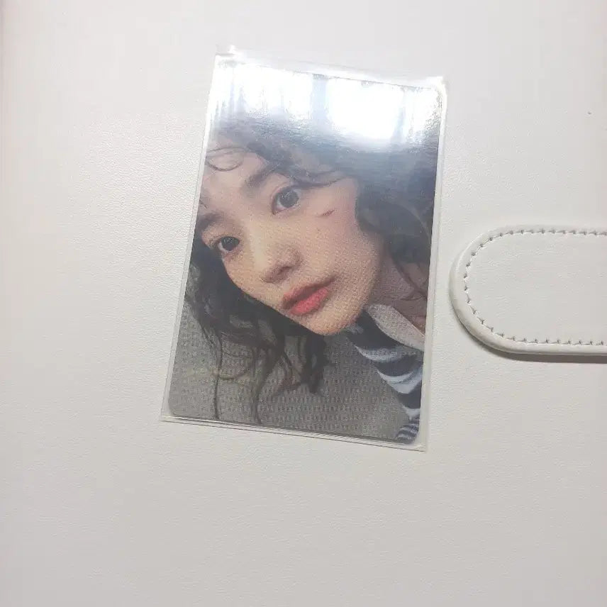 qwer ' 눈물참기 ' 시연 앨포 팝니다