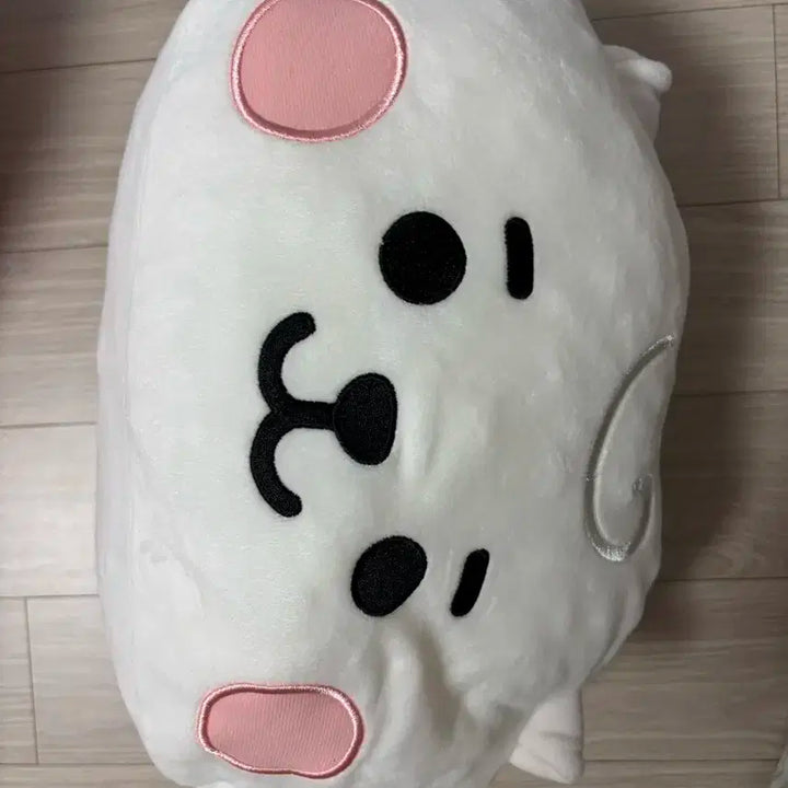 bt21 비티21 알제이 rj 쿠션