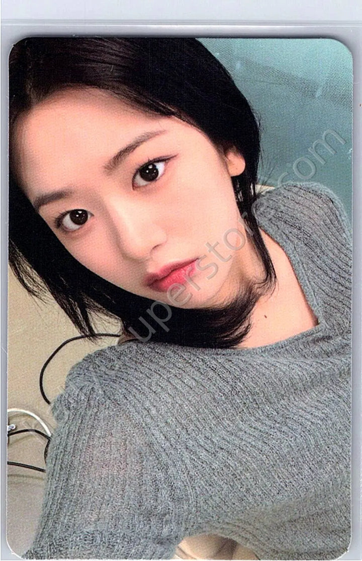 IVE - Yujin - IVE X MINVE POP-UPSTORE [MINVE SCHOOL] IN SEOUL
