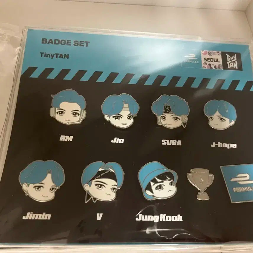 타이니탄 뱃지 일괄 한정판