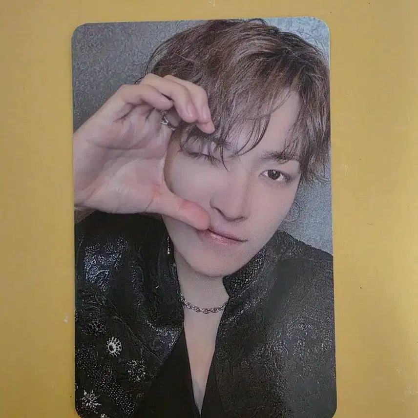 에이티즈 인유어판타지 사첵 세일러 사운드체크 포카 - 홍중