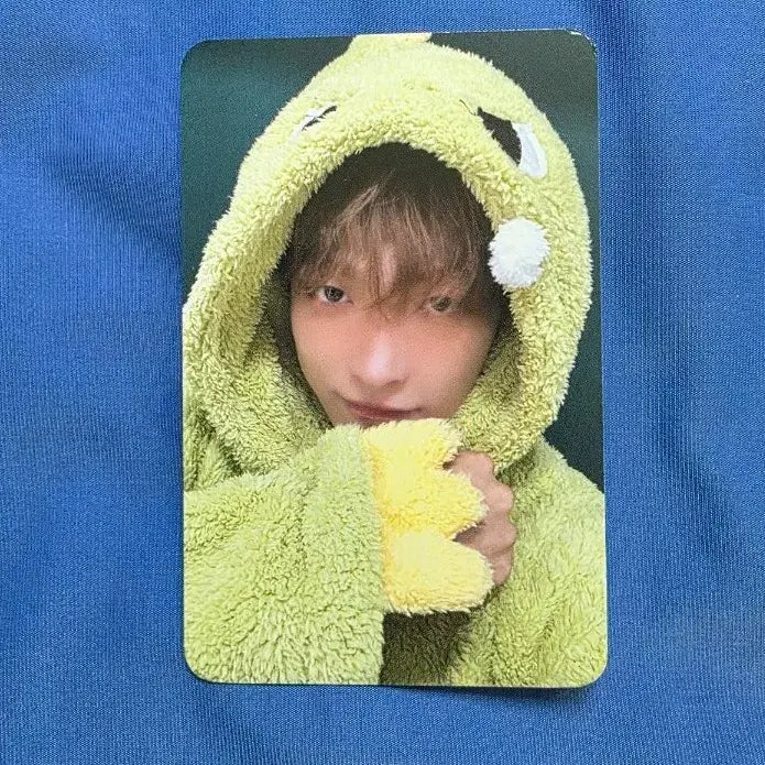 에이티즈 홍중 메이크스타 공룡 미공포 포카