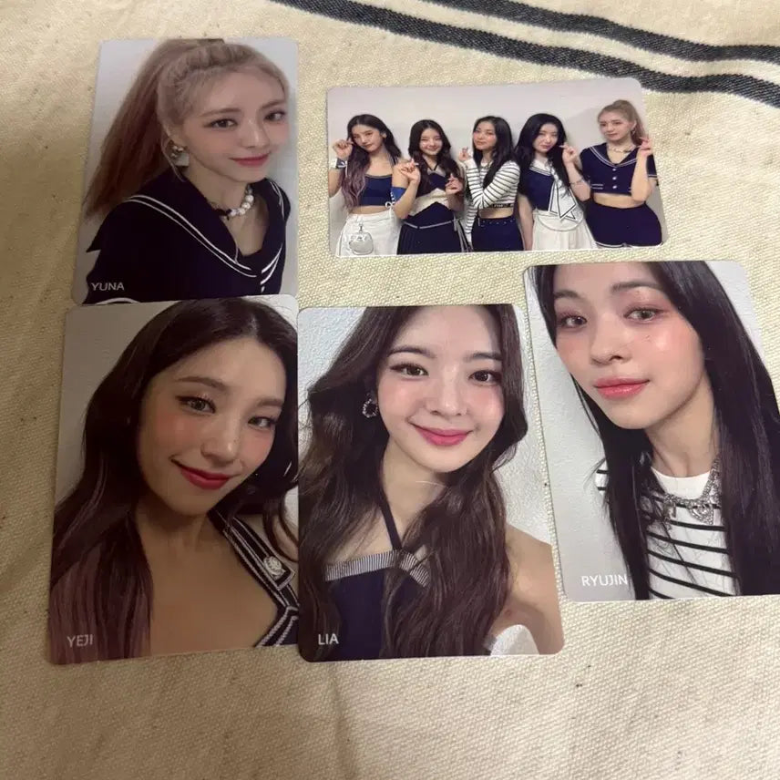 있지 신한카드 발급 특전 포카 (채령없음)