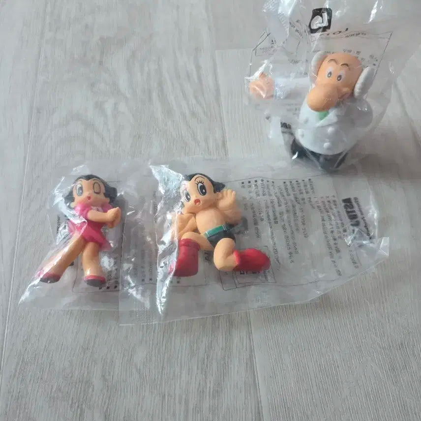 아톰 피규어