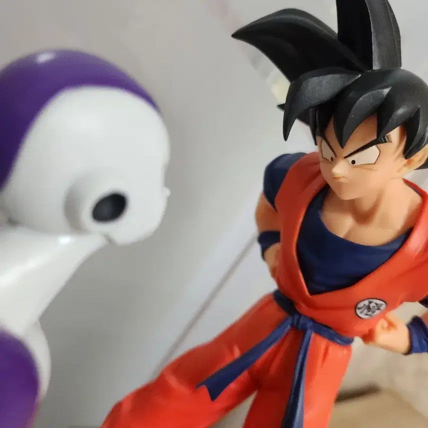 드래곤볼 제일복권 손오공 프리저 피규어