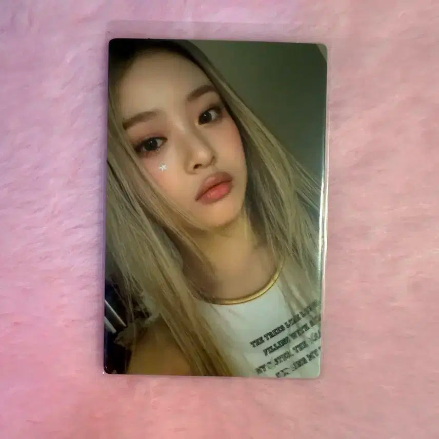 뉴진스 하니 포카 판매합니다