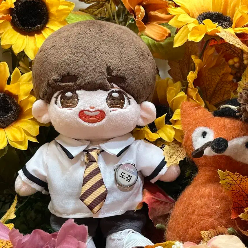 세븐틴 도겸 인형 홀리도 및 인형옷 일괄 양도