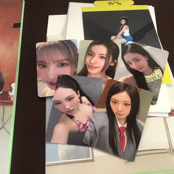 트와이스 TWICE 친필 싸인앨범 (마지막 수량)
