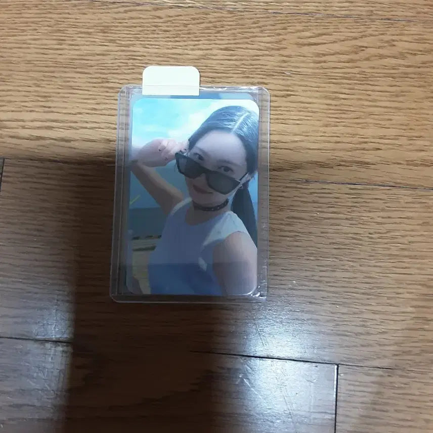 르세라핌 홍은채 포카 AND 허윤진 투명포카 세트