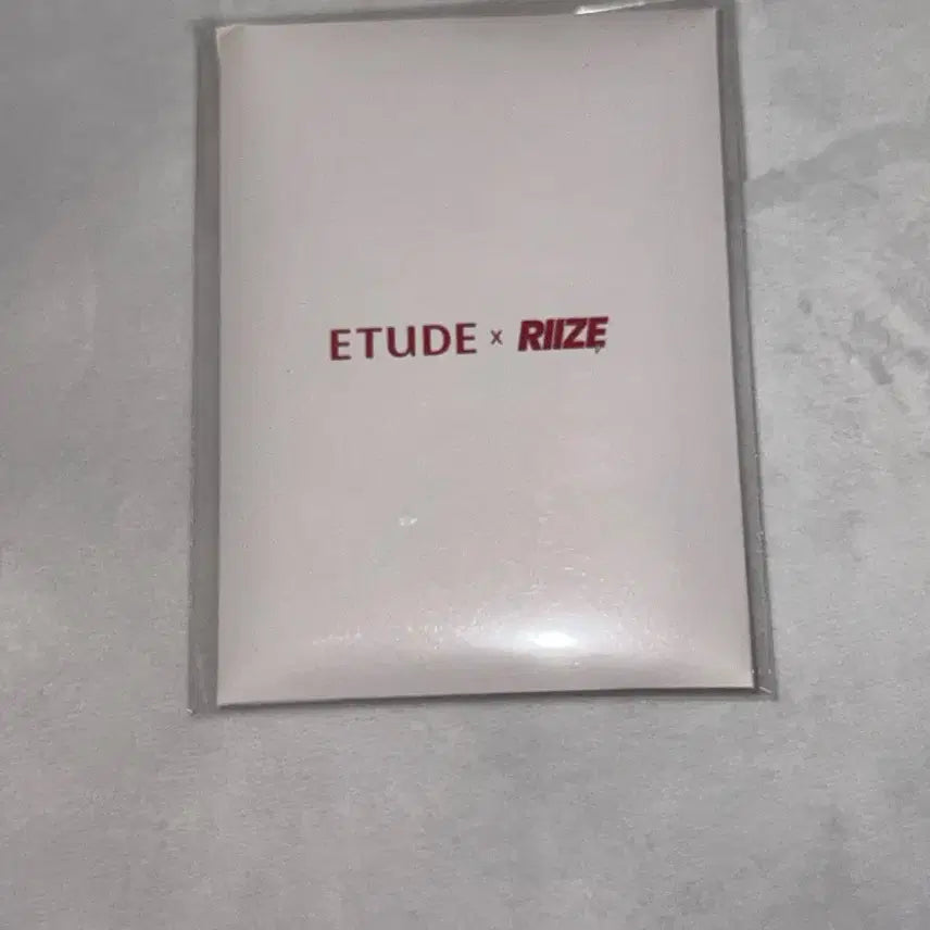 미개봉) 에뛰드 라이즈 포카 클라우드 필터 쿠션 세트