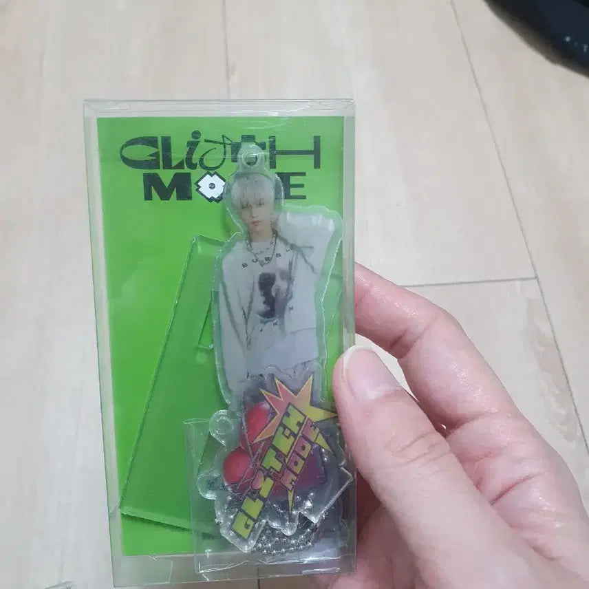 엔시티 아크릴 키링 지성