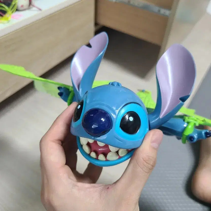 파닥파닥스티치(플라잉스티치) 판매합니다.