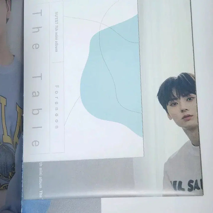 뉴이스트 The Table 친필 사인 앨범 비매
