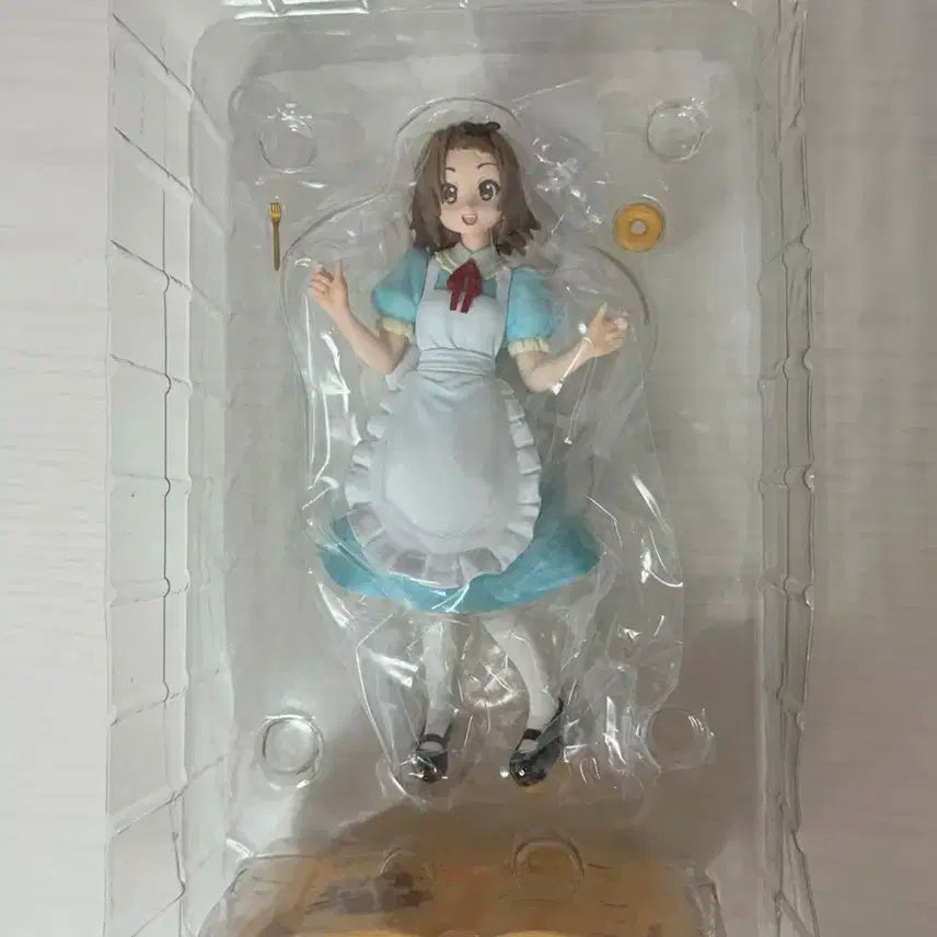 << 케이온 >> 이상한 나라의 티파티 아즈사 유이 리츠 피규어 일괄