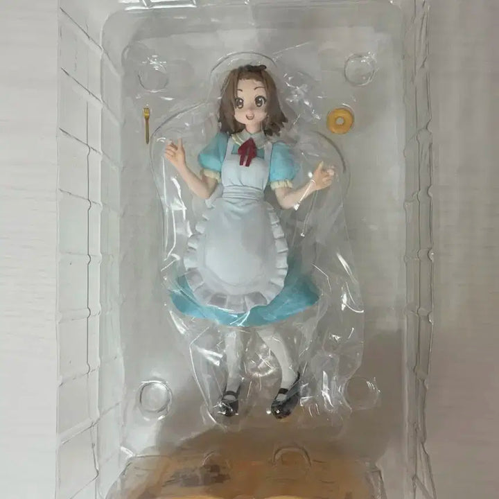 << 케이온 >> 이상한 나라의 티파티 아즈사 유이 리츠 피규어 일괄