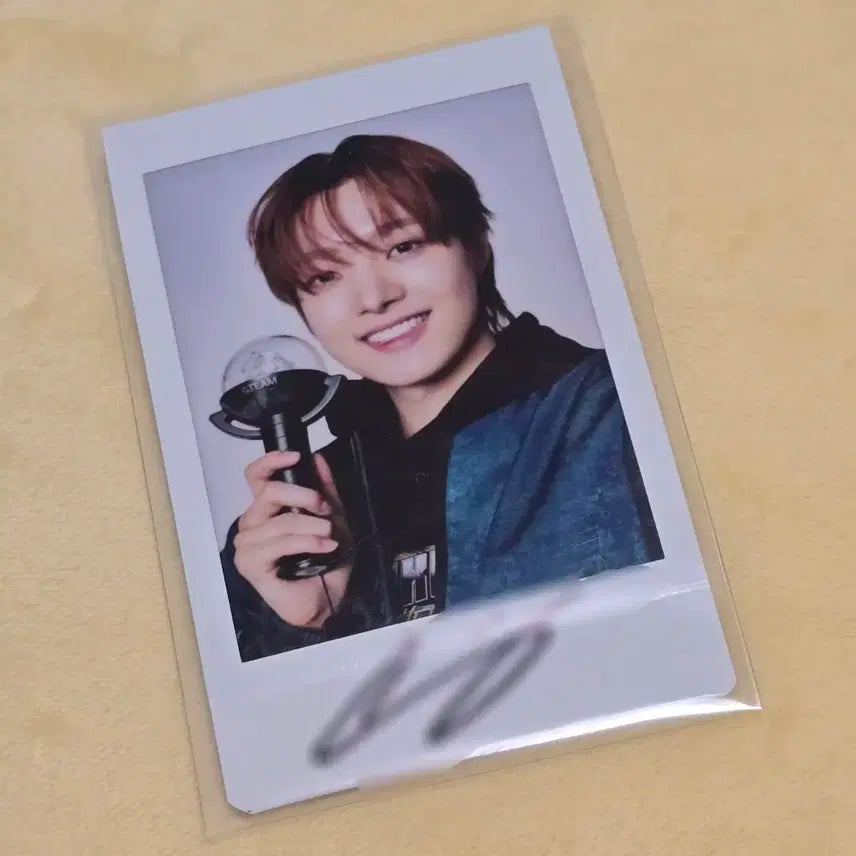 앤팀 의주 싸인 체키