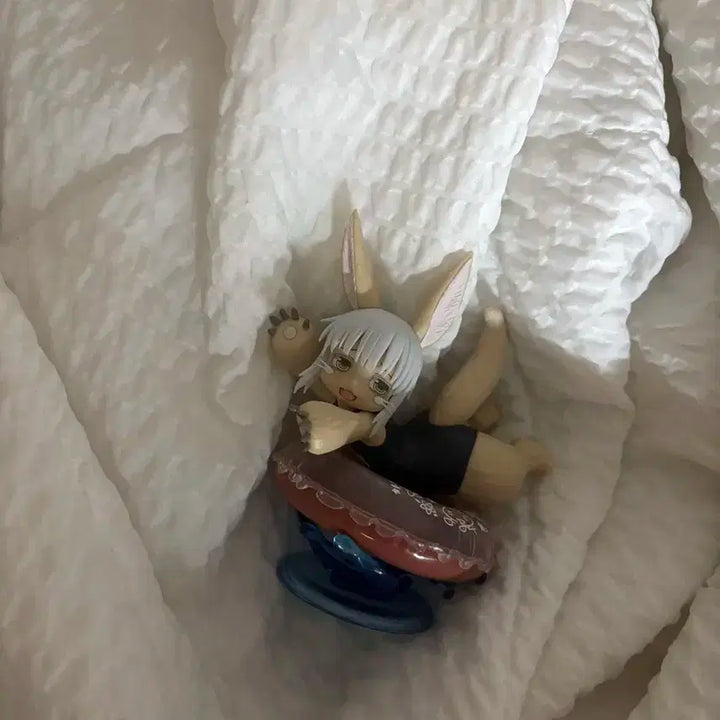 메인어 나나치 피규어
