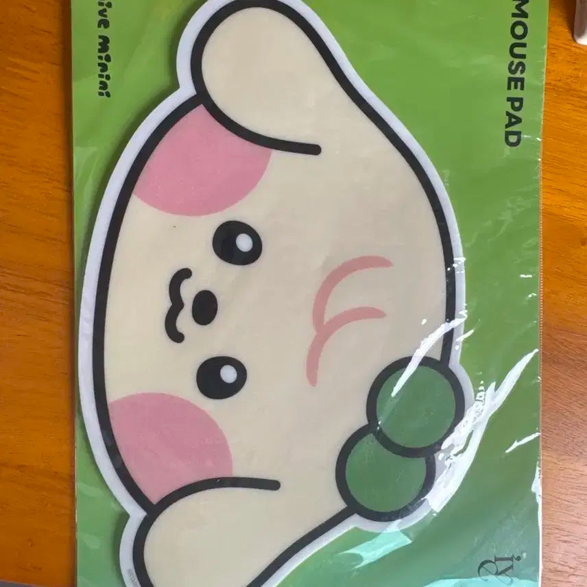 아이브 강안지 미니브 마우스패드 패드